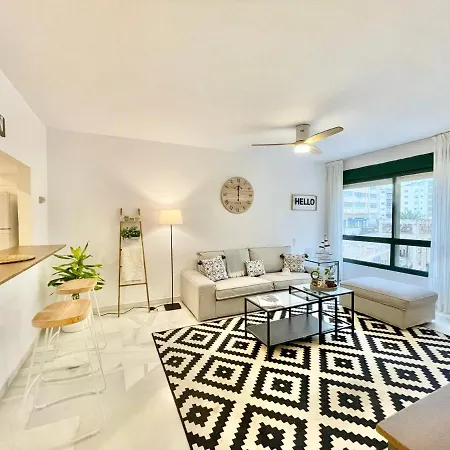 Rs 16 Center Of By Eaw Homes Apartment *